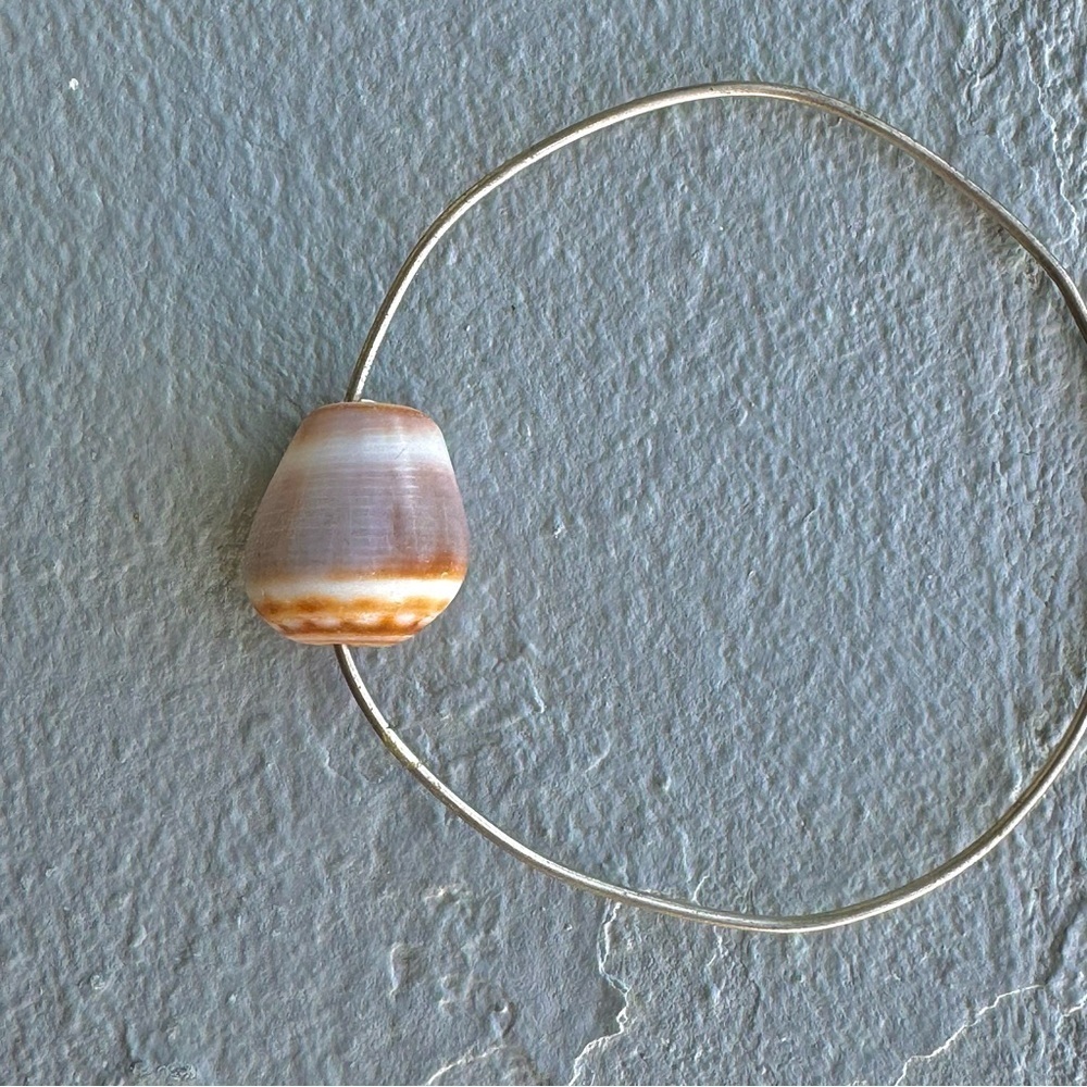 Puka shell cone natural  tumbled sea shell set in sterling & fine silver - Picture 3 of 4